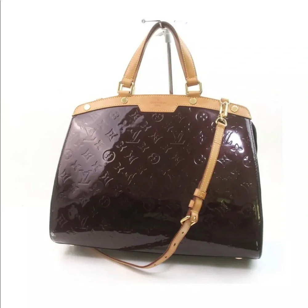 LOUIS VUITTON Brea GM Shoulder Bag - Picture 1 of 11